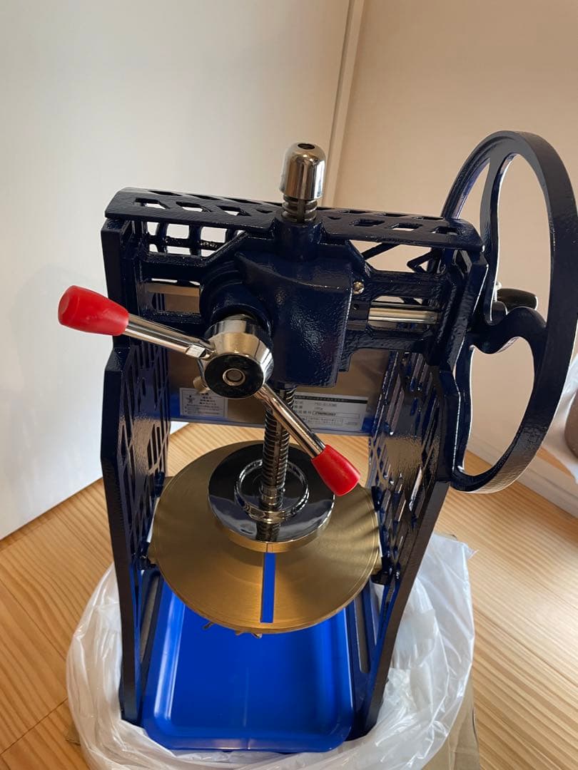 手動式 かき氷機 青色 金属製 トレイ付き