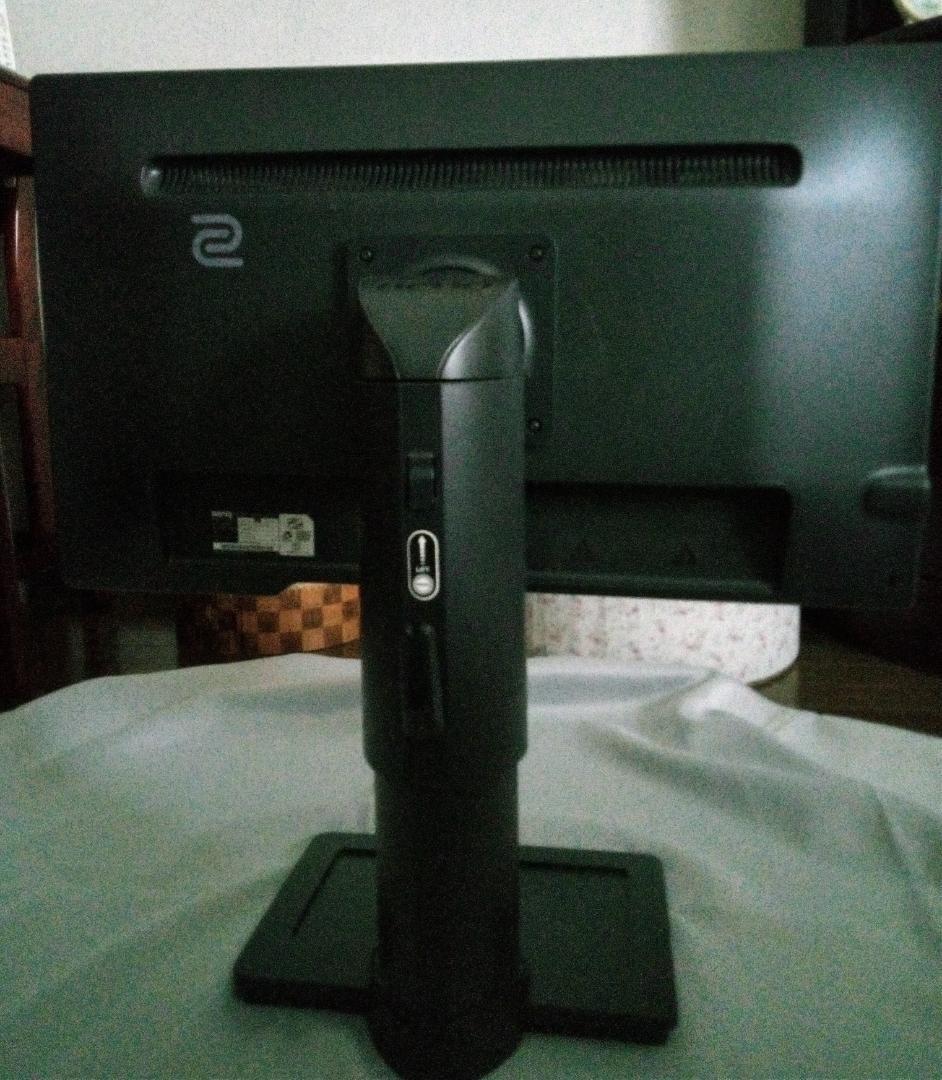 BenQ ゲーミングモニター XL2411 144Hz＠フルHD DVI-DL