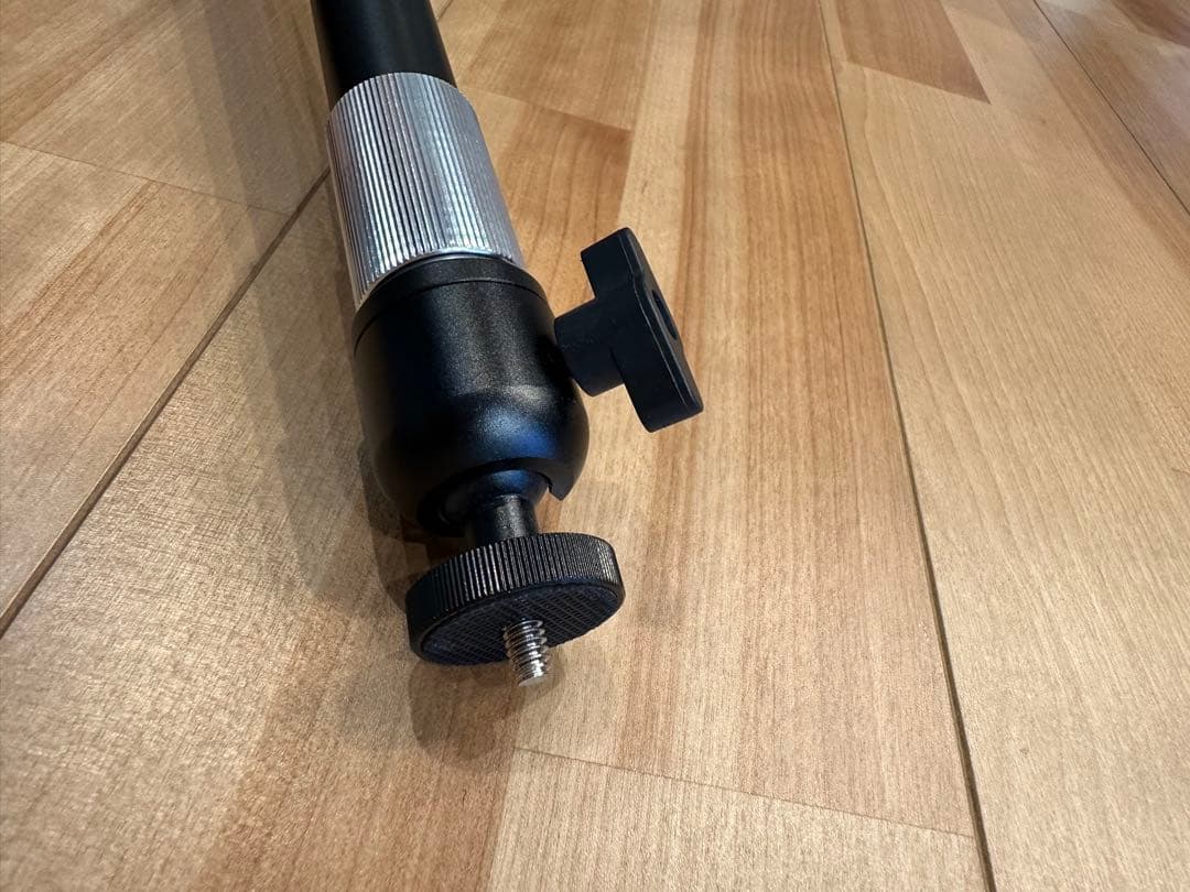 【美品】 XGIMI HALO プロジェクター 本体　スタンド付