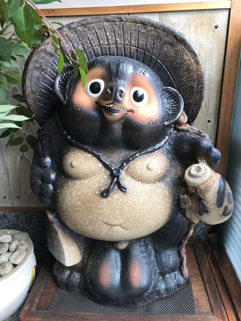 信楽焼　たぬき　狸　置物　レトロ　アンティーク　商売繁盛