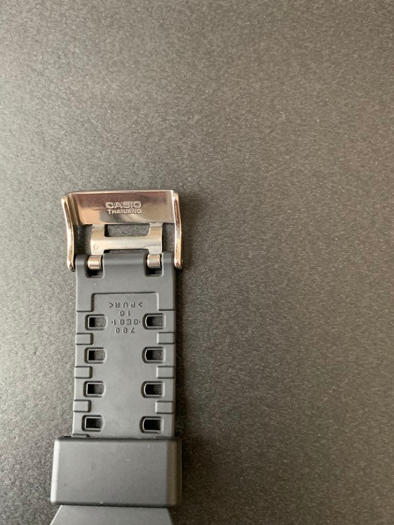 【新品】CASIO G-SHOCK GA-710 ジーショック 早い者勝ちです