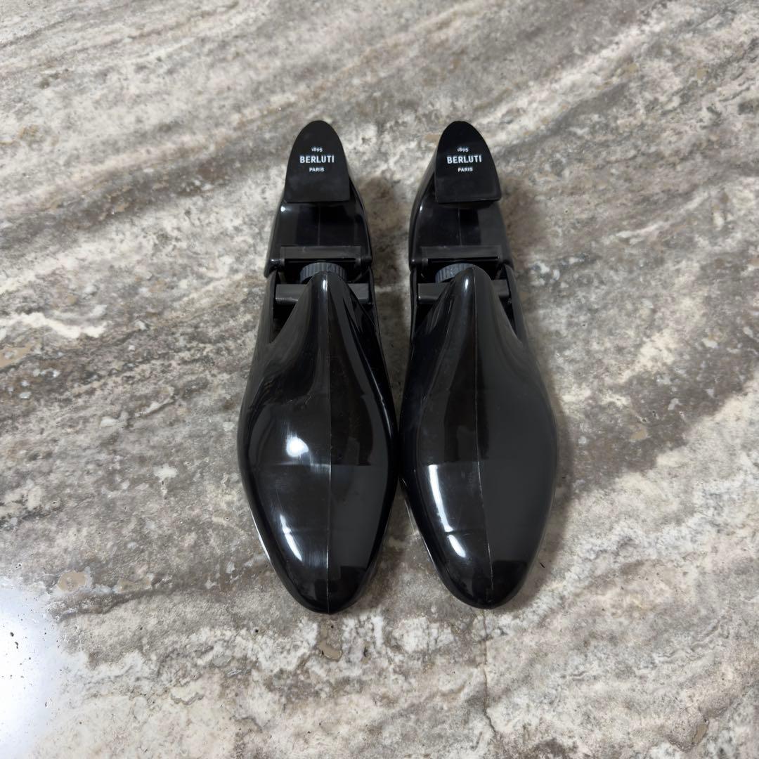 ベルルッティ 純正 プラスチック製 シューキーパー 3足セット 41〜42