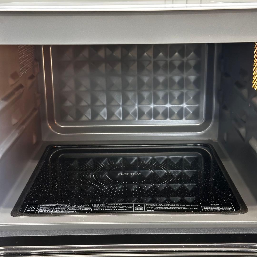 ＊送料込！美品 2024年製 東芝 フラットオーブンレンジ ER-X18(W)
