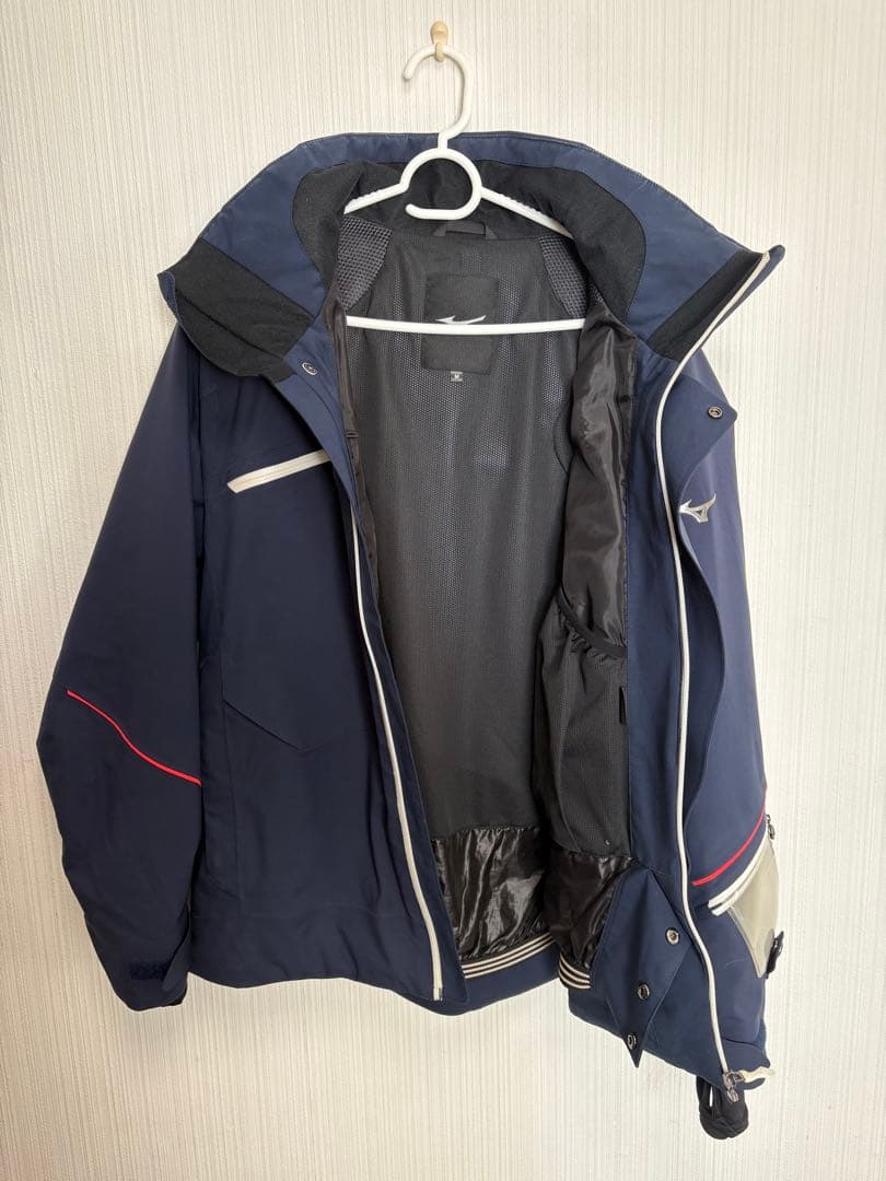 ミズノ　オールマウンテンジャケット(上)+デモ(下)