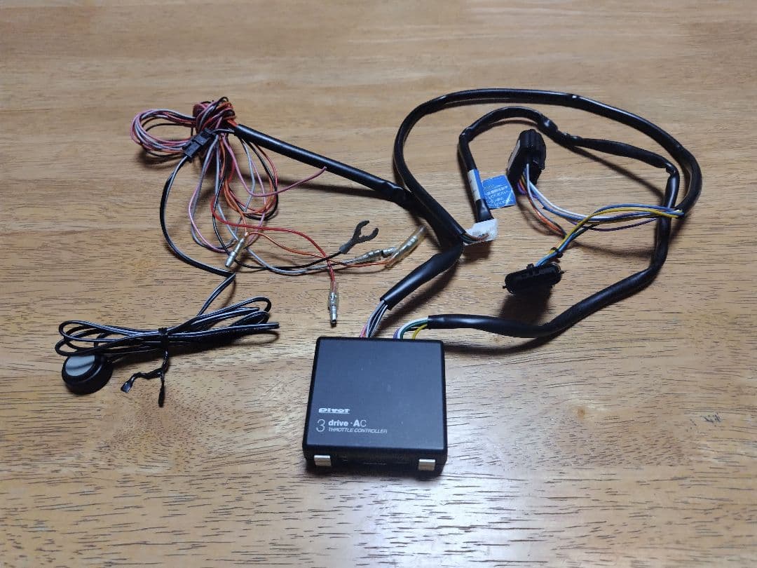 ピボット スロコン 3-drive AC TH-5A 日産 NV-350など