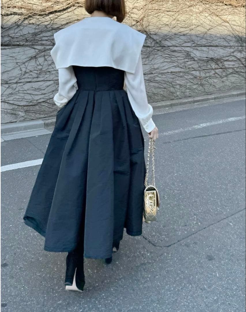 m*i様 完売品cygne シーニュ Agnes ロングカラーセーラーブラウス