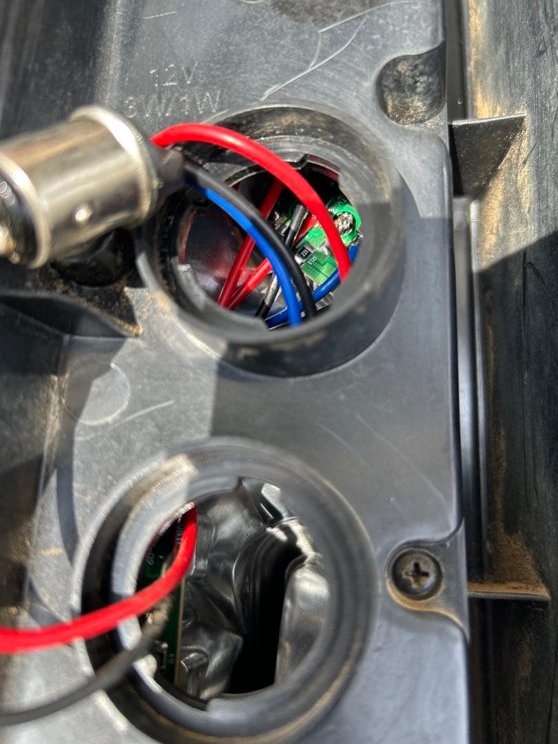 MBROパレットSW　LEDテールランプ スモークレンズ　社外品　限界価格