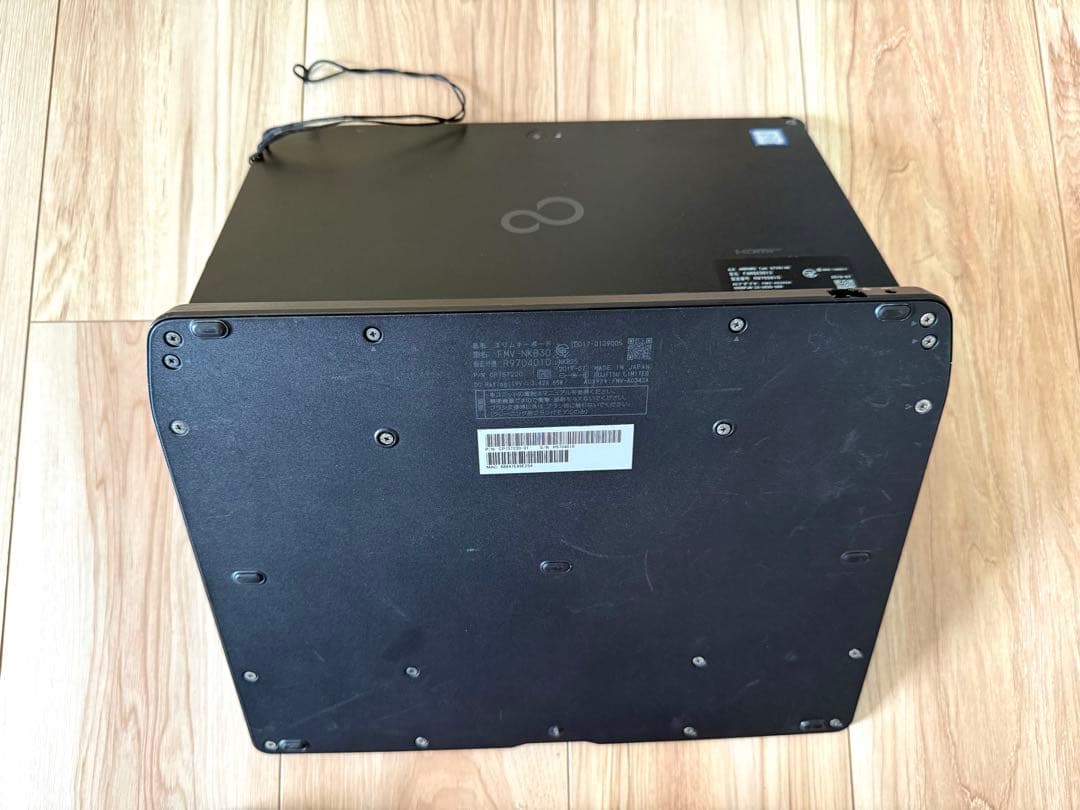 第8世代 富士通 ArrowsTab Q739/AE 2in1タッチパネル