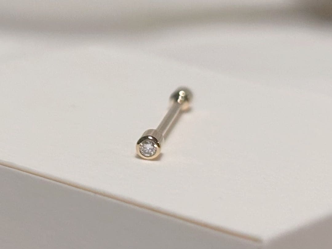 〈シハラ〉ダイヤモンドツイストピンピアス02