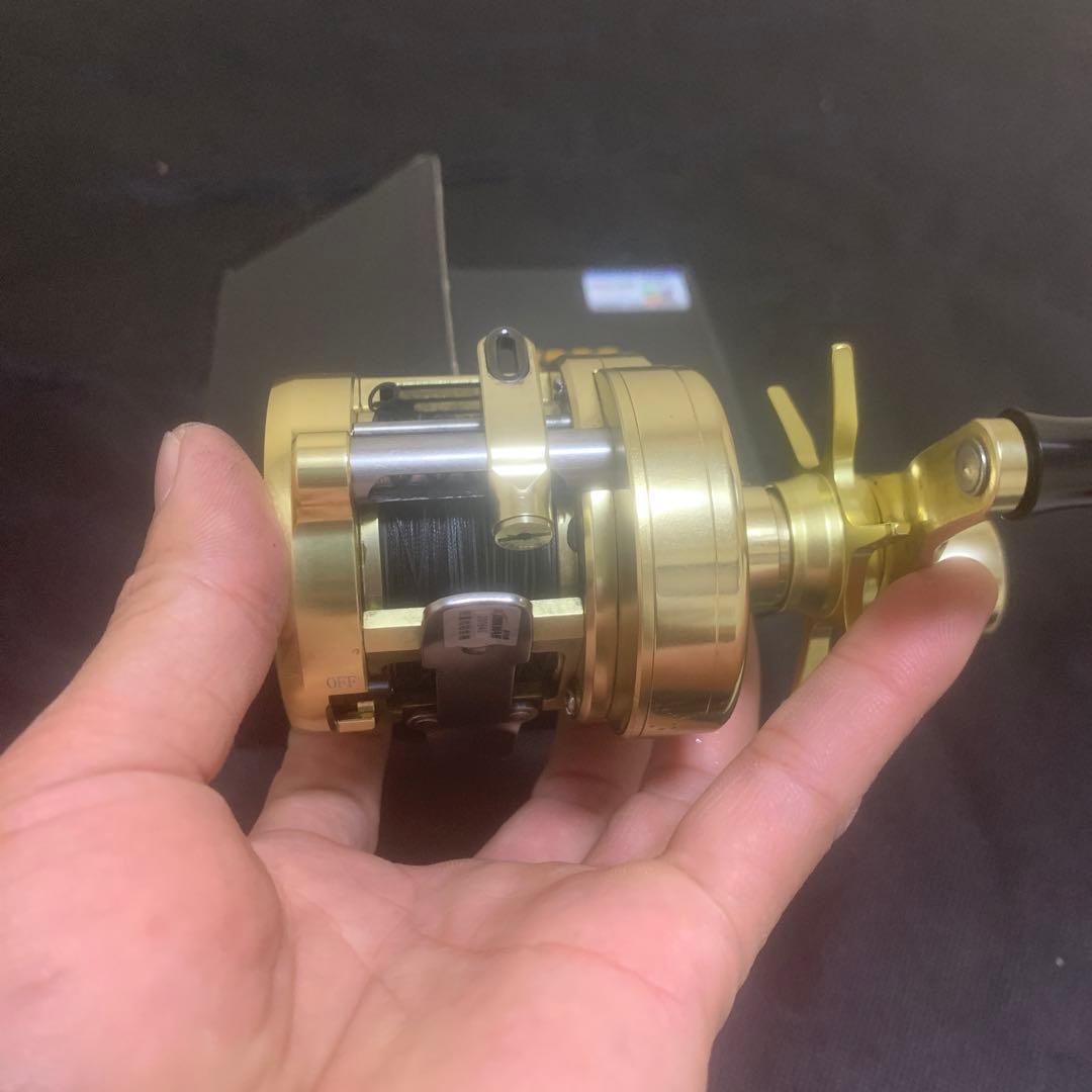 KORKMAS K300 ベイトリール ゴールド