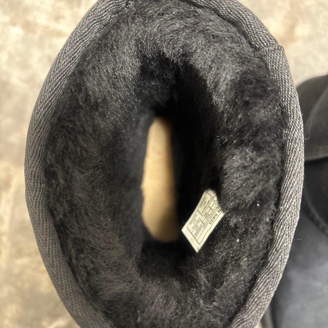 未使用品　UGG 5835 ムートン　ブーツ 22cm
