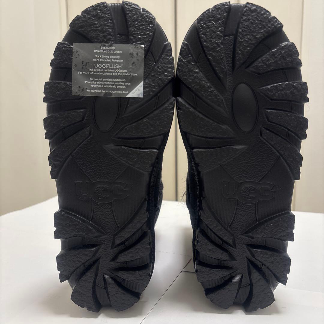 未使用品　UGG 5835 ムートン　ブーツ 22cm