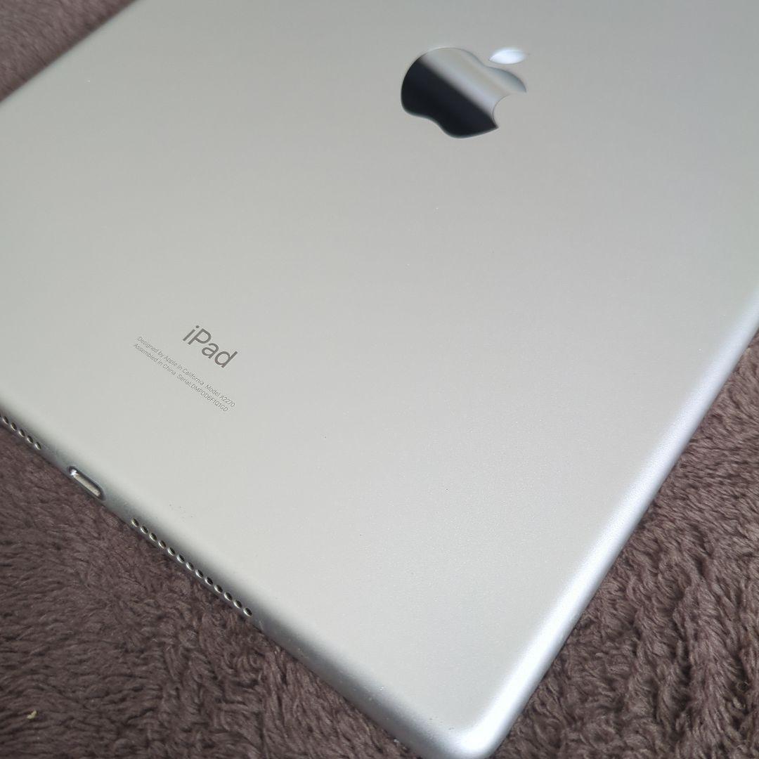 Apple iPad 8世代10.2インチ シルバー 本体