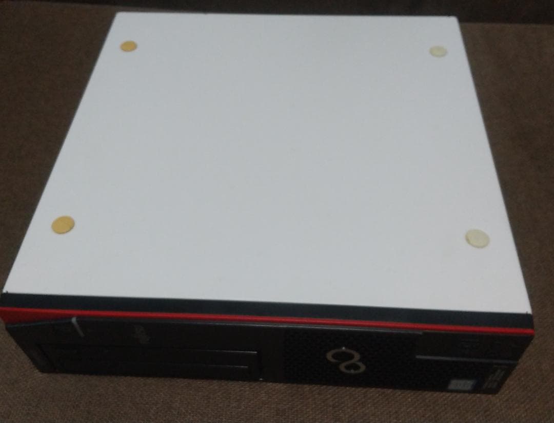 富士通　ESPRIMO D588/TX i3-8100