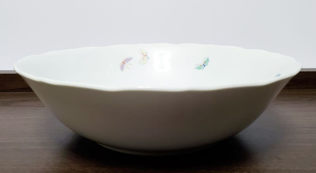 S24 深川製磁　バックスタンプ赤　蝶々　蝶柄　深鉢　深皿　宮内庁御用達　食器