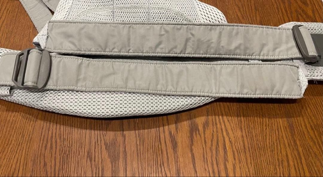 ベビービョルン BabyBjorn ハーモニー　シルバー　だっこ紐