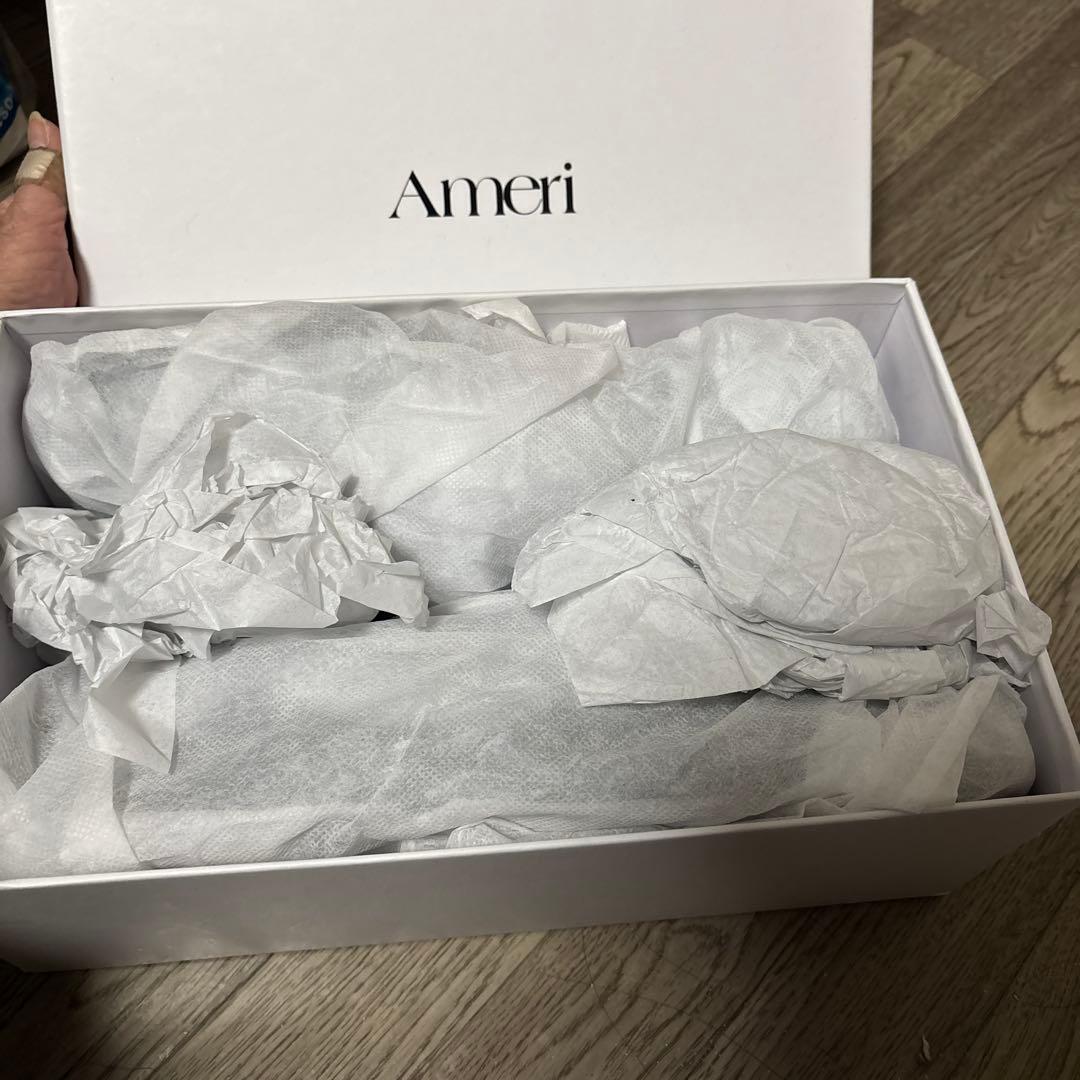 アメリUND ANGULAR SOLE TASSEL LOAFERブラックL