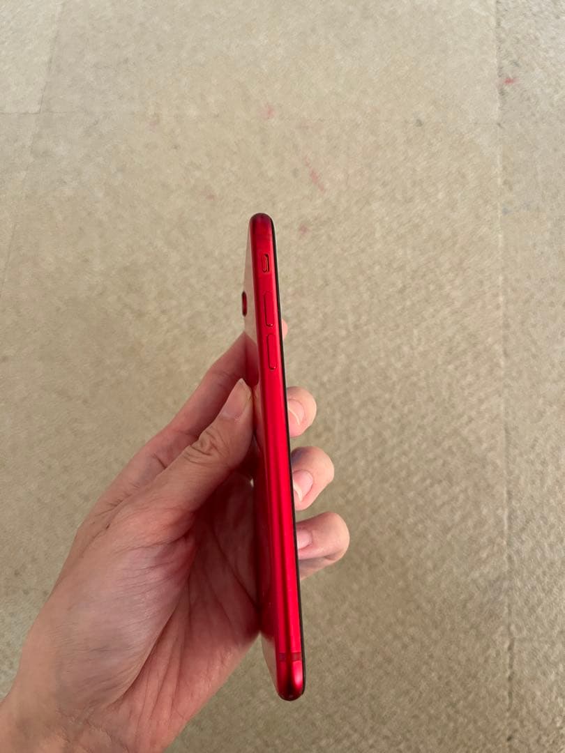 スマートフォン本体 Apple iPhone SE (64GB) - Red