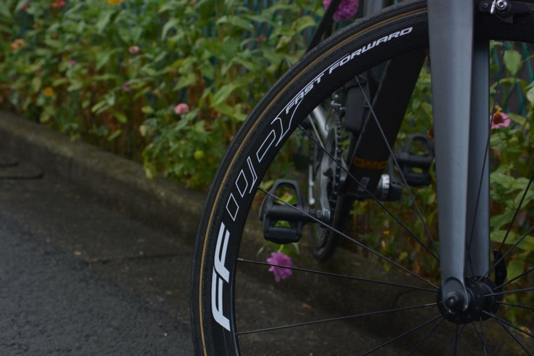 ffwd f4r リムハイト45mm チューブラー　予備タイヤ&リムテープ付き