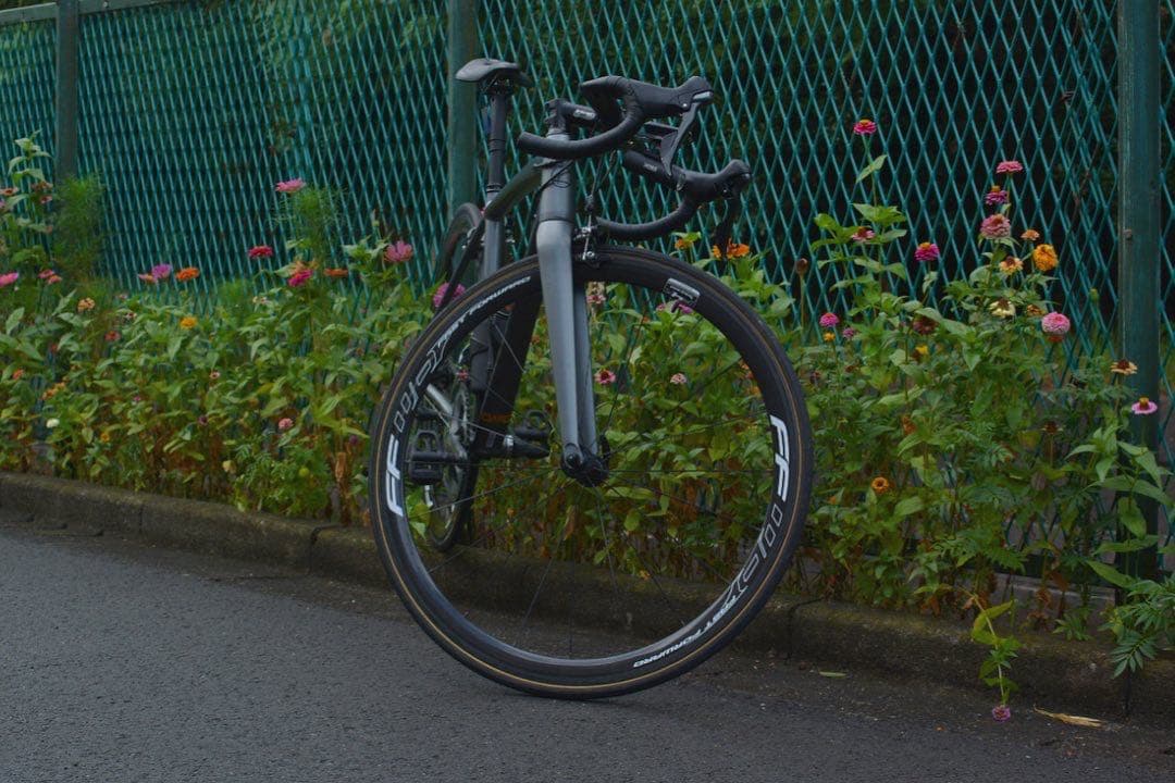 ffwd f4r リムハイト45mm チューブラー　予備タイヤ&リムテープ付き