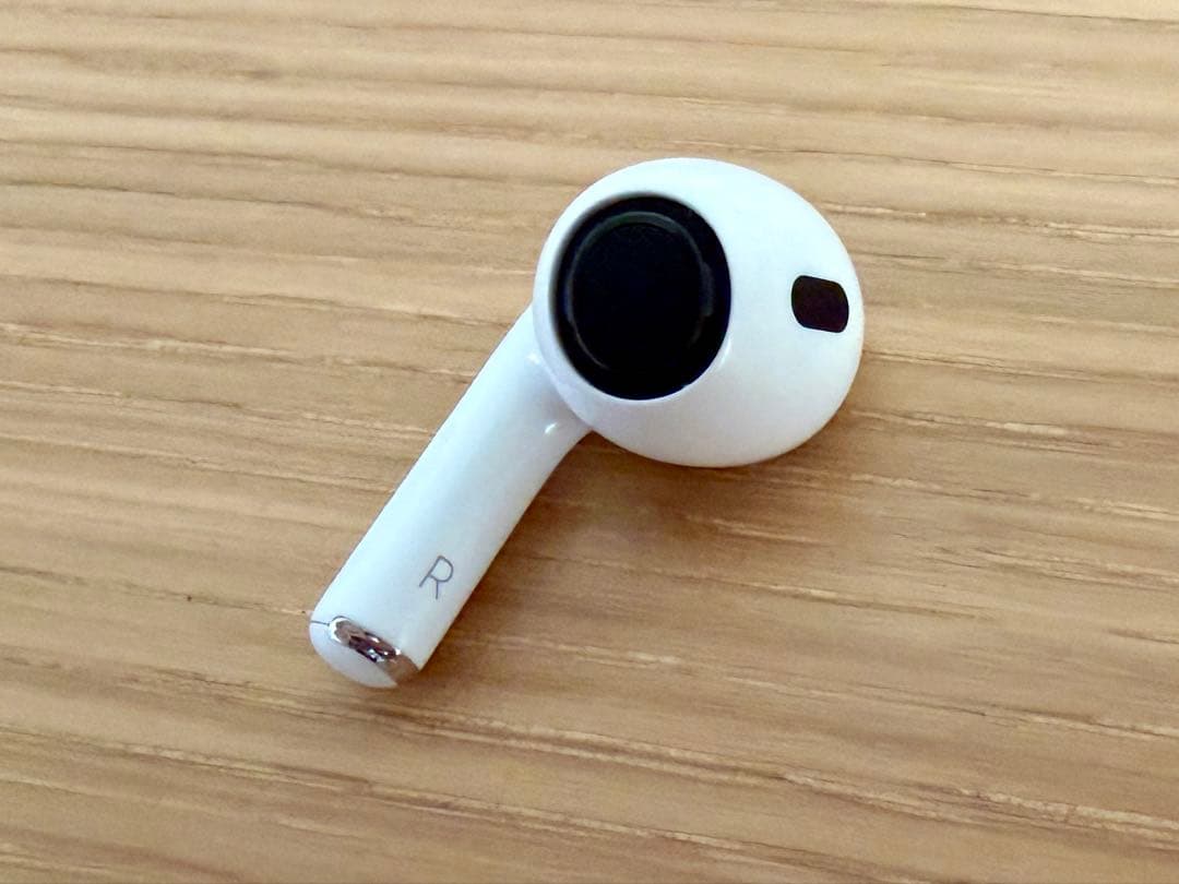 AirPods Pro 2 (Lightningタイプ)