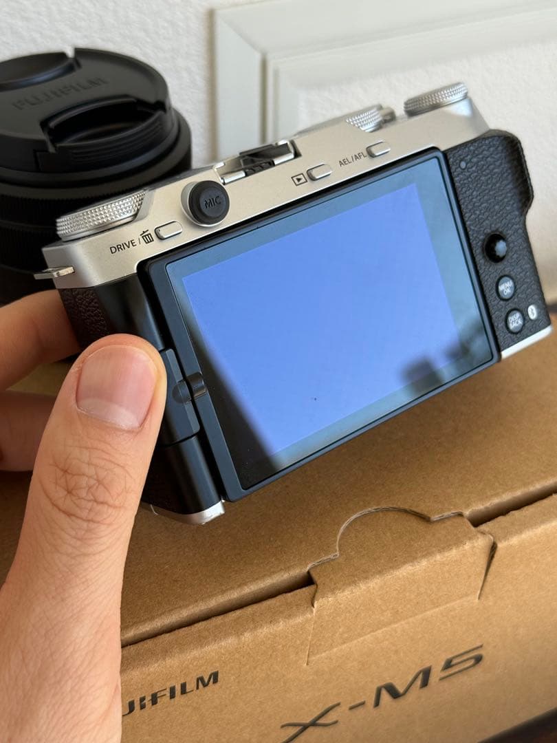 【極美品・付属品完備】FUJIFILM X-M5 シルバー ＋レンズ