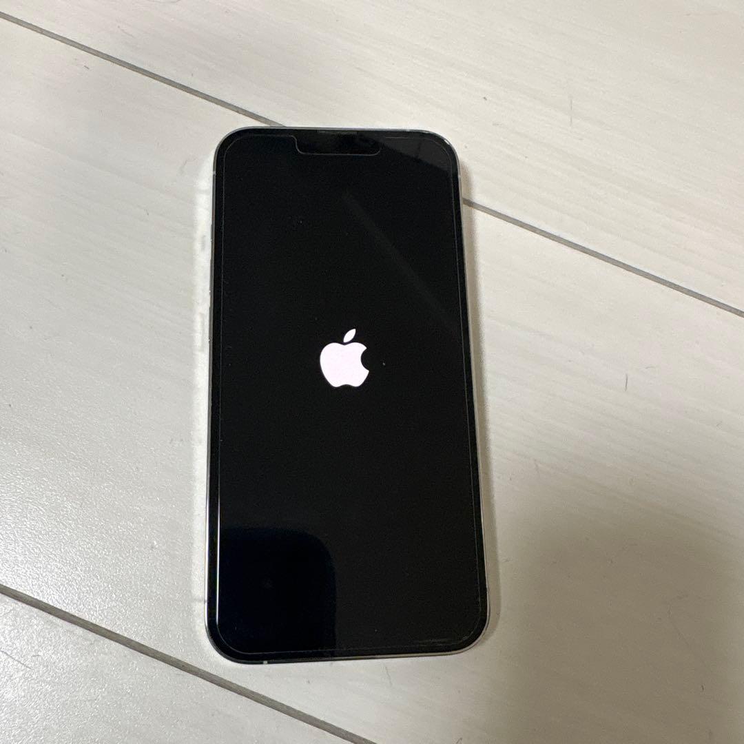 Apple iPhone13pro シルバー 128GB