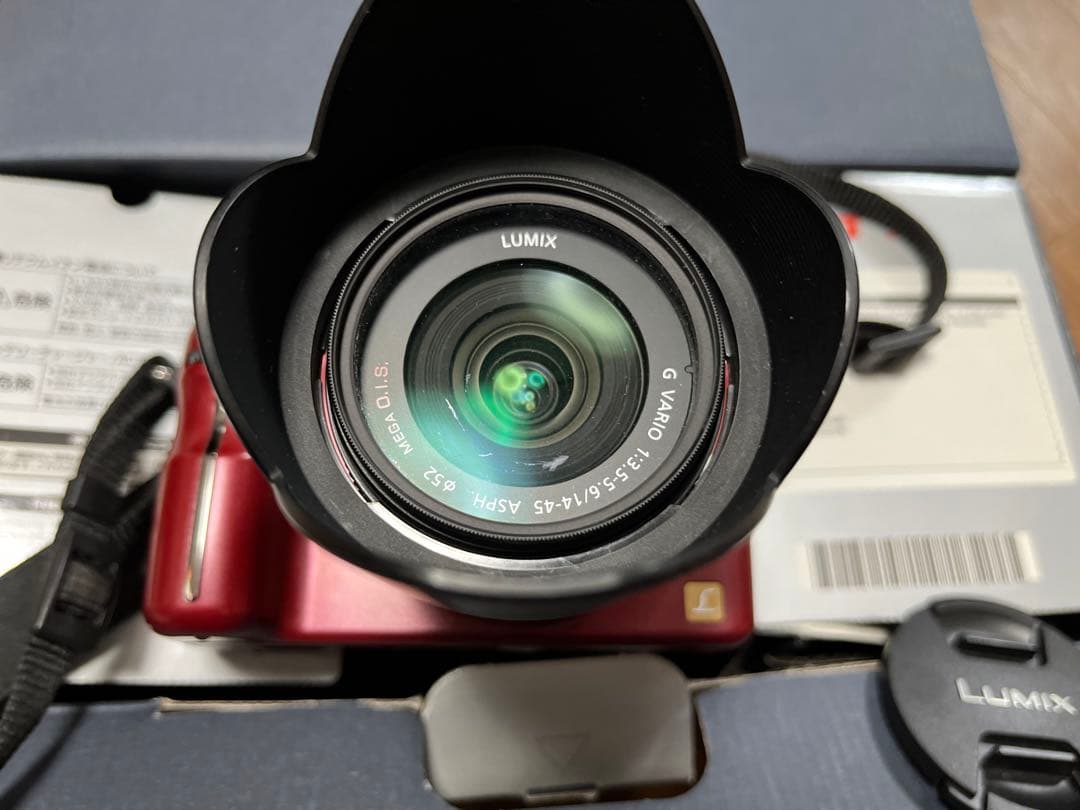 【Panasonic】LUMIX DMC-G1R ダブルズームレンズキットレッド