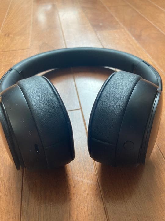 ヘッドホン Beats solo pro (color: black)