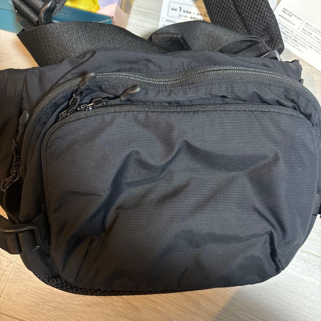 使用1回のみ！ポルバンモア 抱っこ紐 ヒップシート ボディバッグ スリング 黒