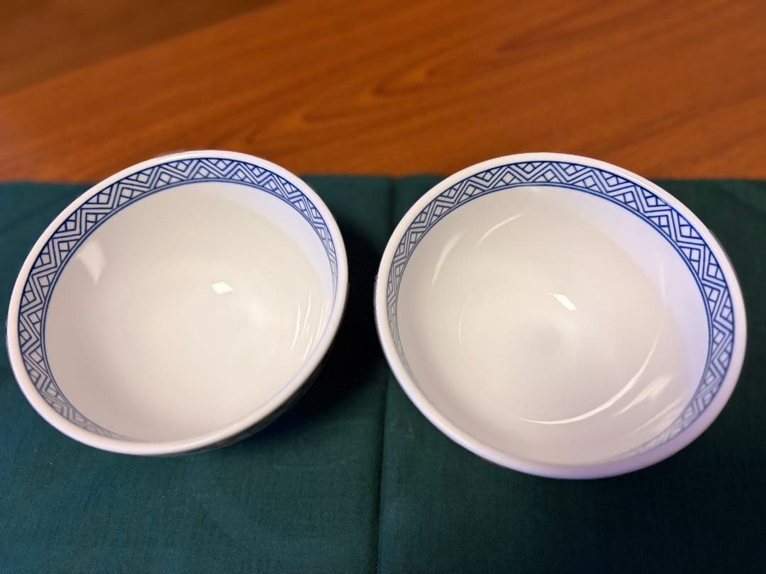 【吉野家】オリジナル　どんぶり鉢　2個セット　未使用 和風デザイン 陶器丼