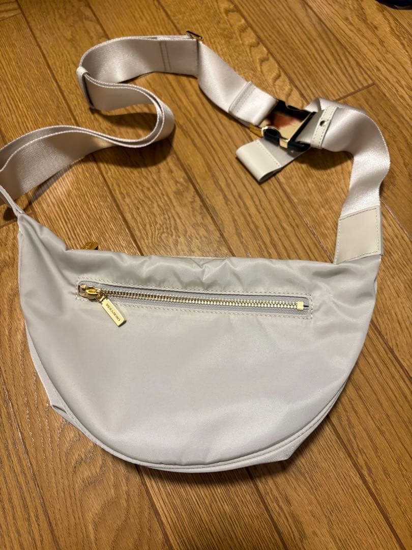 VIOLAd'ORO ヴィオラドーロ ショルダーバッグ ボディバッグ　完売品