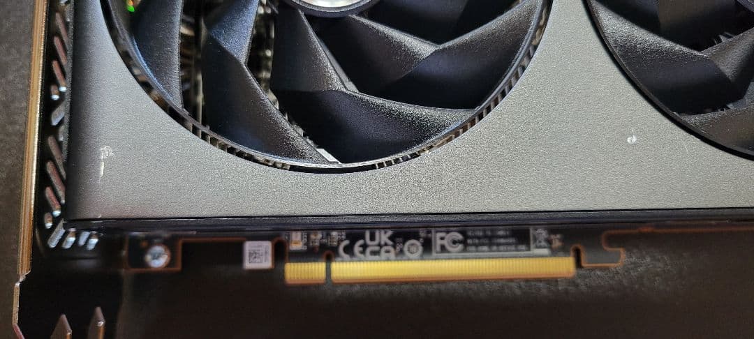 グラフィックボード・グラボ・ビデオカード RX7900GRE sapphire Nitro+