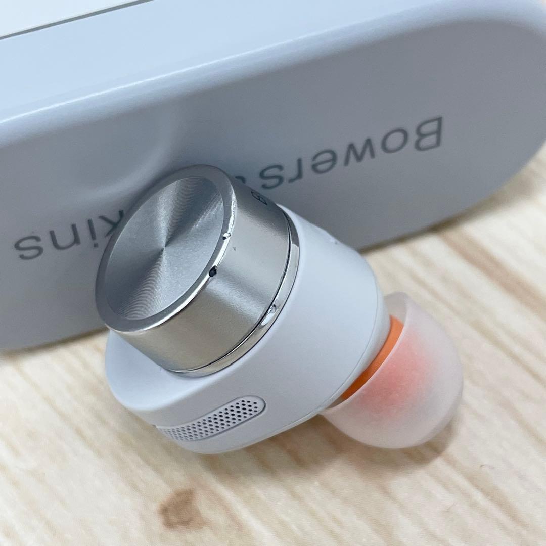 Bowers & Wilkins　Pi5 S2 ノイズキャンセリング イヤフォン