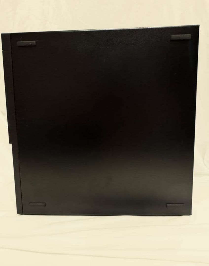 【動作品】届いたらすぐ使える！ コンパクトなデスクトップパソコン（2）