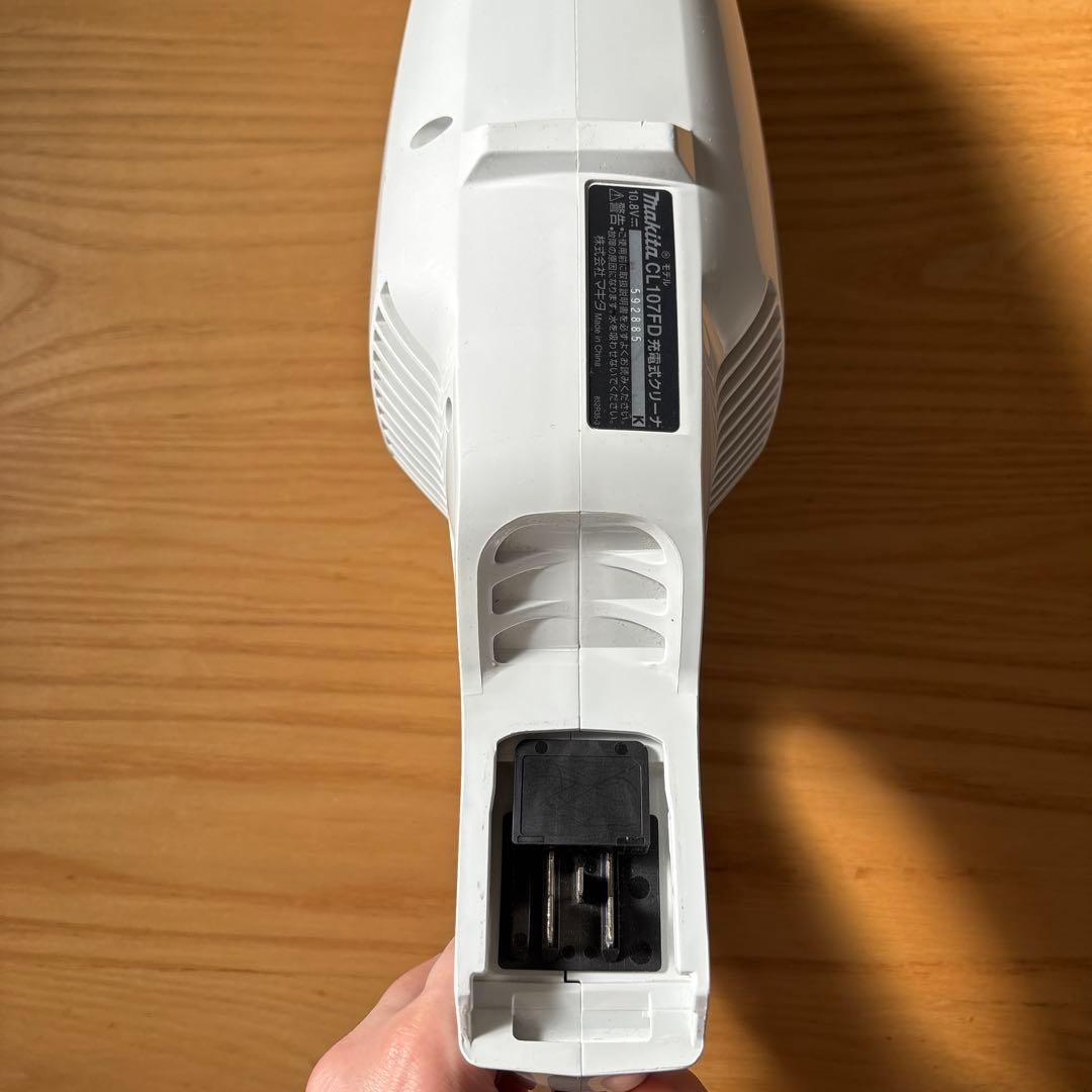 マキタクリーナー CF107FD