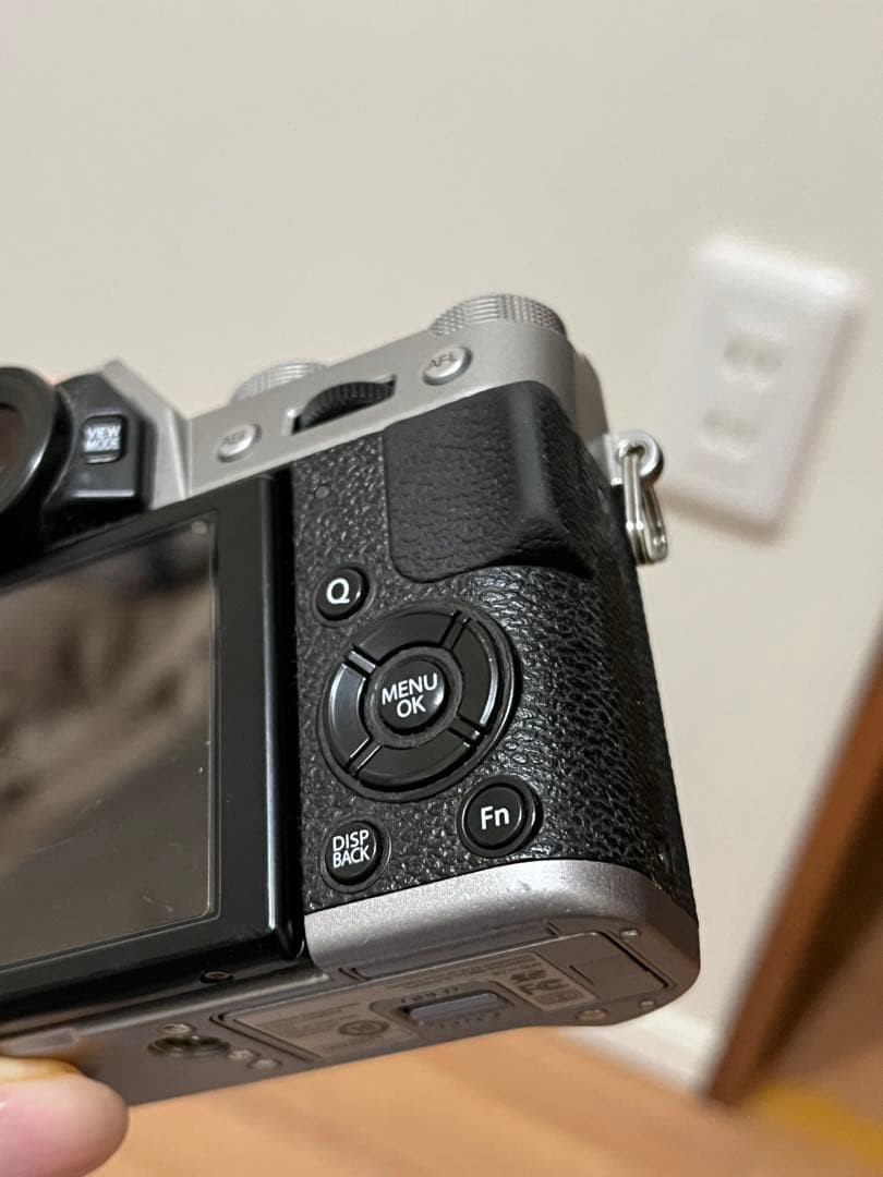 FUJIFILM X-T10 ボディ　送料込み