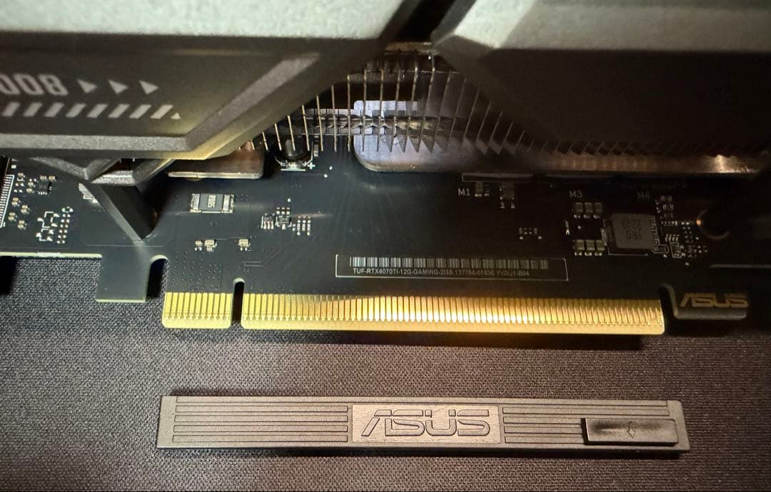 グラフィックボード・グラボ・ビデオカード ASUS TUF Gaming GeForce RTX 4070 Ti 12GB