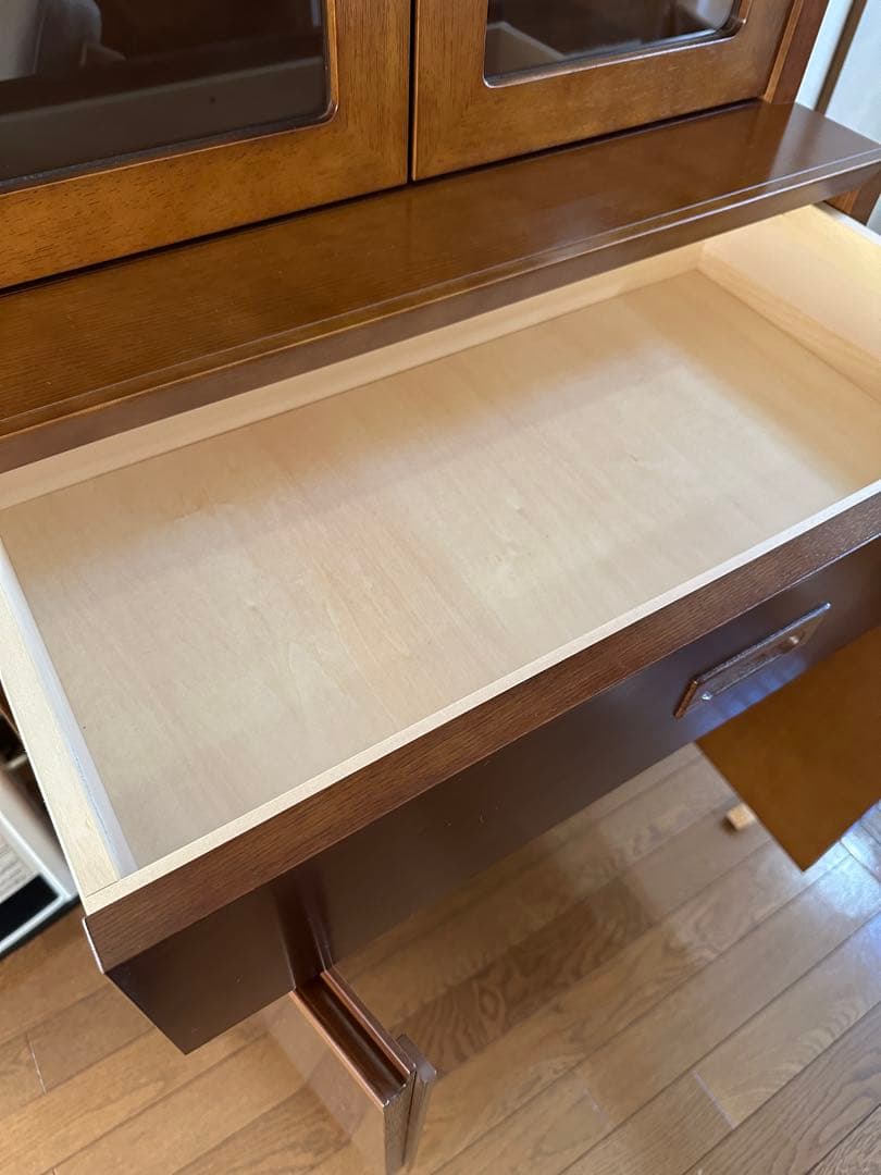 えみすけ　カリモク60 カップボード　北欧