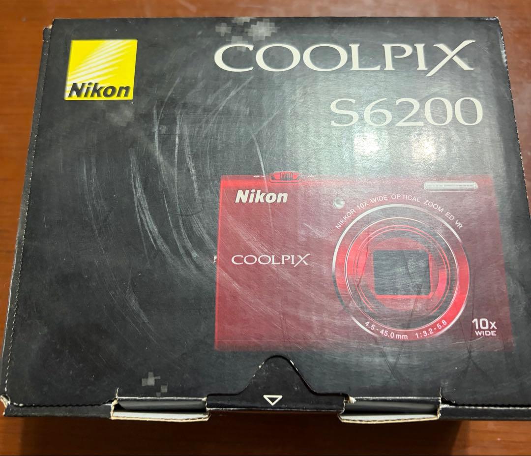 (美品)Nikon COOLPIX S6200 レッド