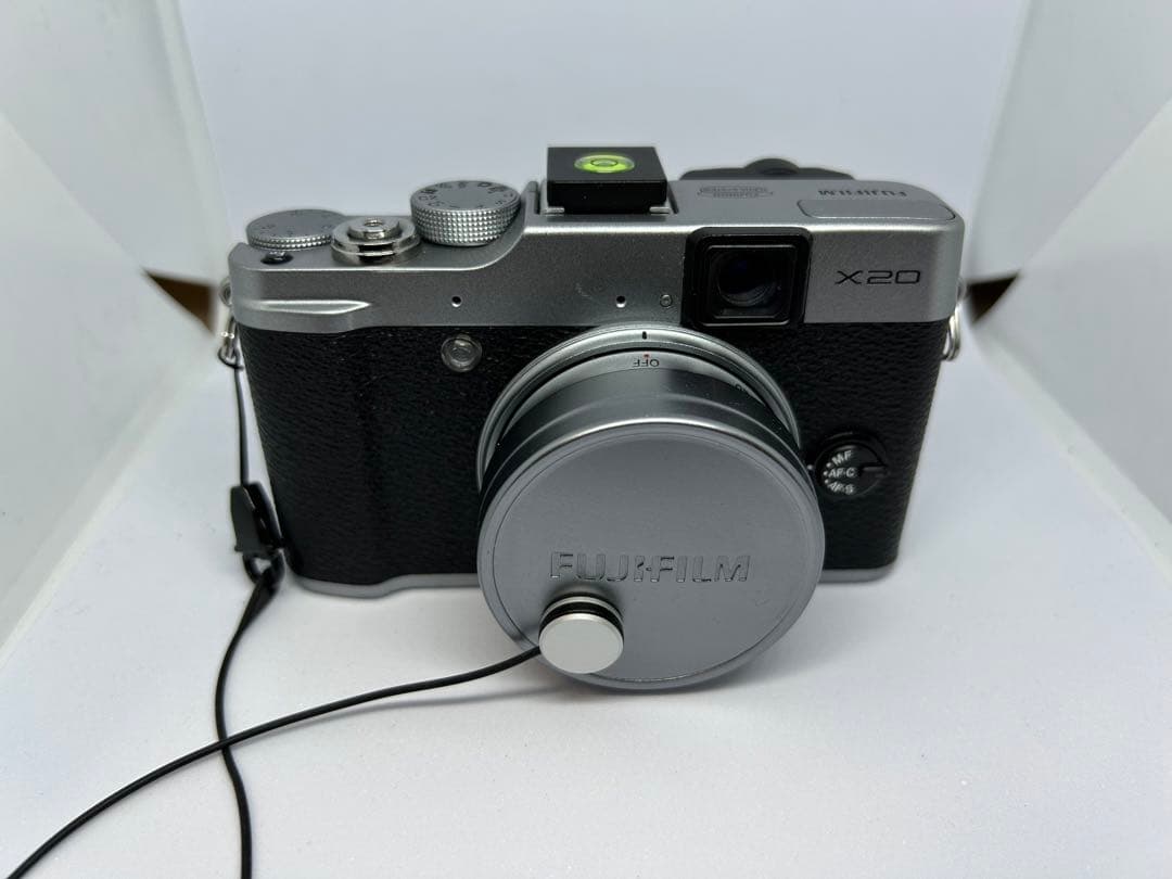 Fujifilm X20 デジタルカメラ 本体