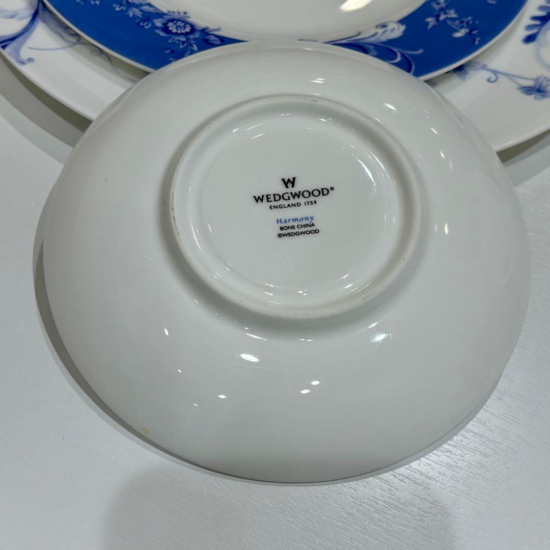 ♡ウエッジウッド　ハーモニー　カップ＆ソーサー＋プレート2枚セット