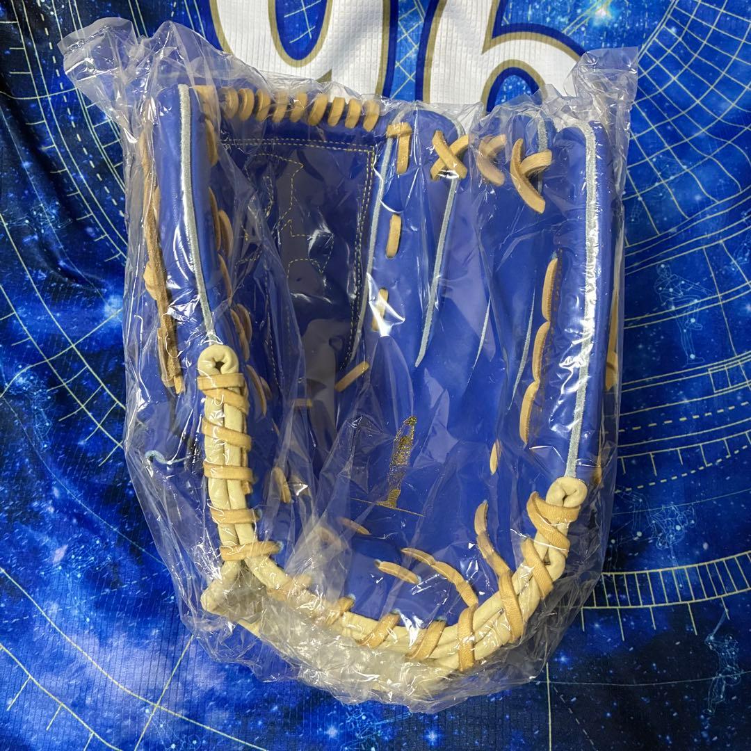 横浜DeNAベイスターズ　バウアー　BAUER OUTAGE　プロ仕様グローブ