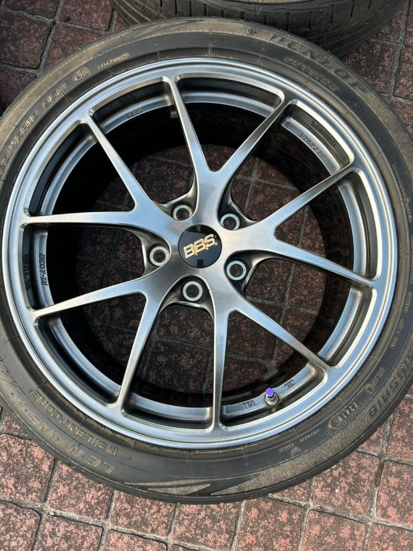 BBS製18インチ・8Jタイヤホイールセット