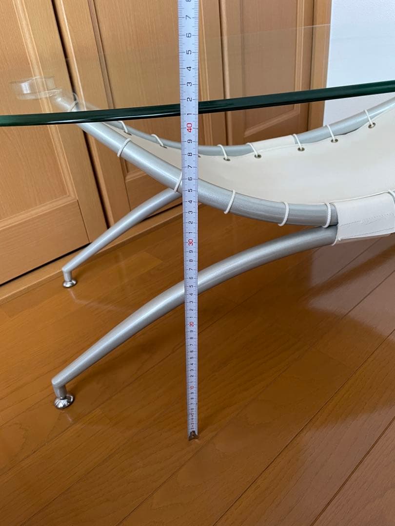 ガラステーブル　楕円テーブル　家具　インテリア