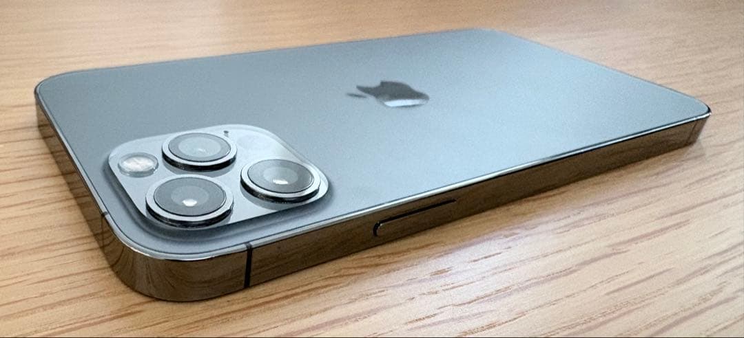 Apple iPhone 12 Pro グラファイト 128GB 【中古】