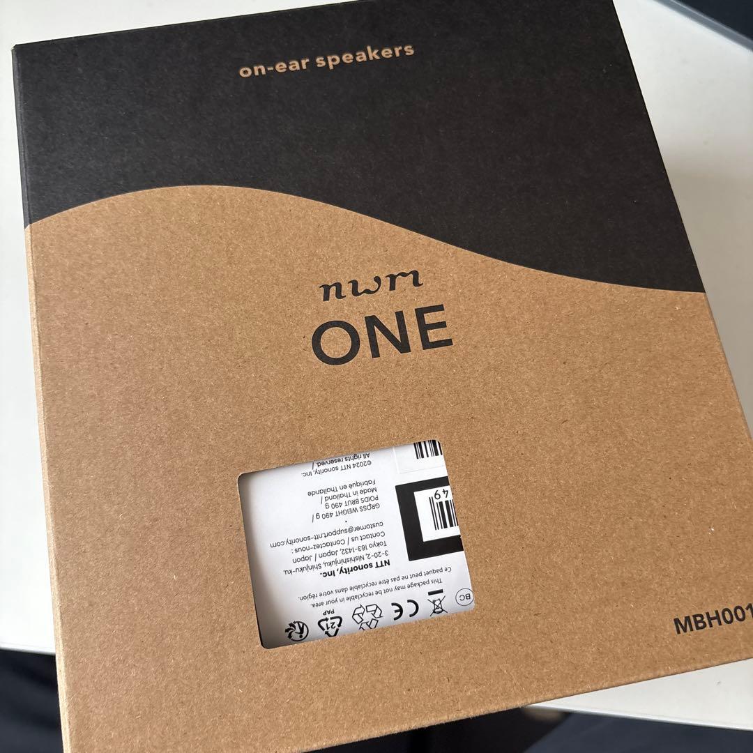 nwm ONE オンイヤースピーカー