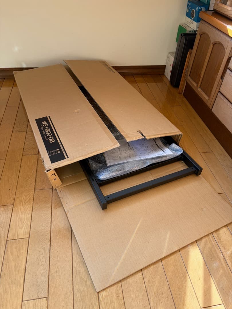 KF-750 自立スタンド・55V型まで対応・要組み立て・中古