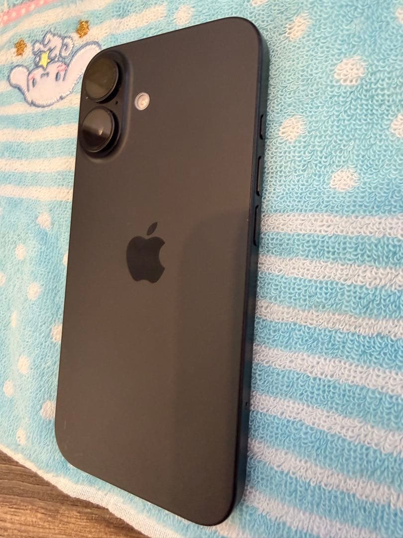 Apple iPhone 16 ブラック 本体　ジャンク