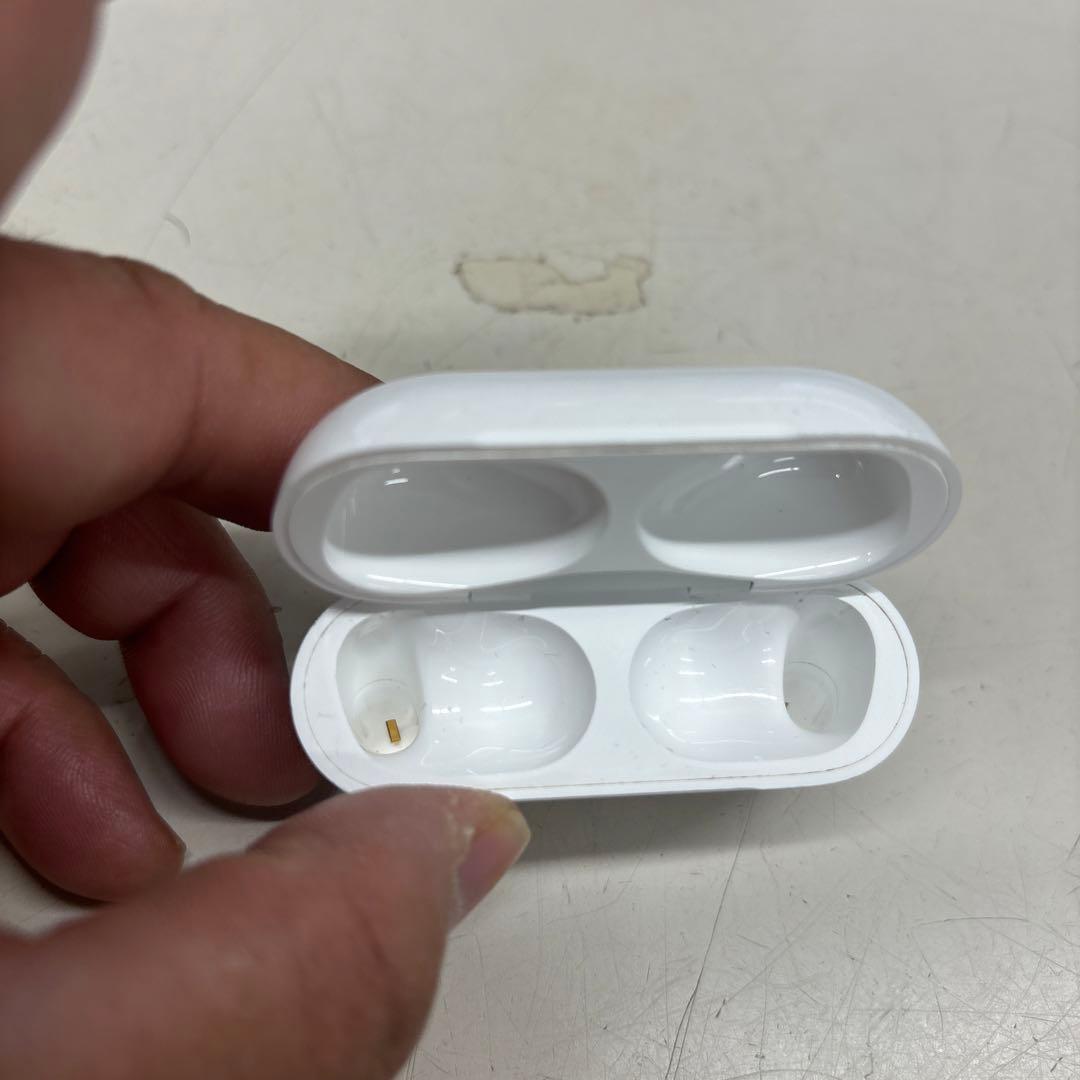 B5437 AirPodsPro 第2世代/動作確認済み　Type-C